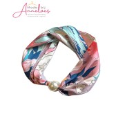 Halssjaal zacht roze en blue met parelsluiting 549 Halssjaal zacht roze en blue met parelsluiting 549